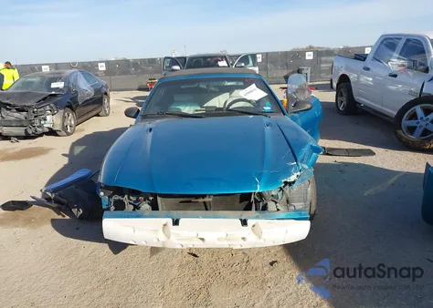 1995 Ford Mustang из США, поврежденный, VIN 1FALP444XSF152760